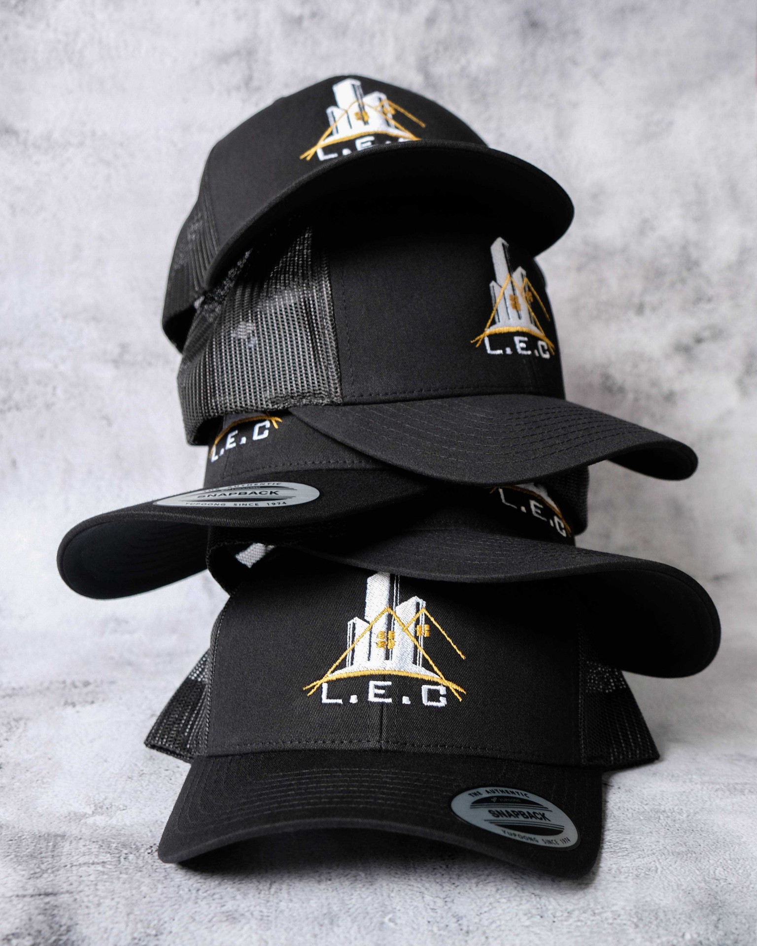 Broderie de casquettes, polos et plus